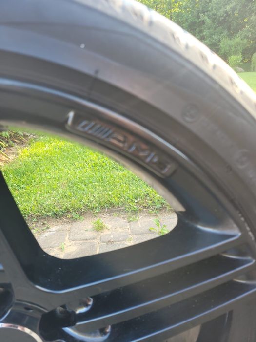 Felgi aluminiowe AMG  czarne 18 do mercedesa