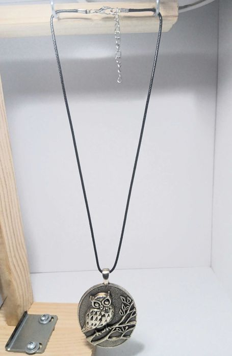 Cord necklace with Owl Pendant