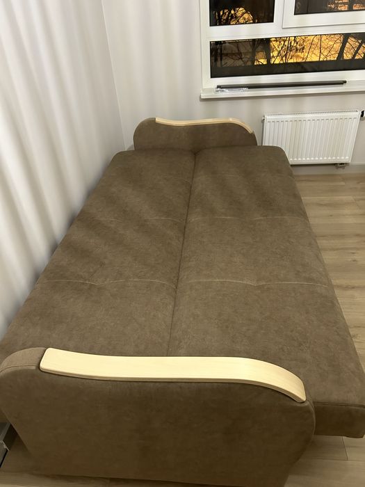 Sprzedam nową wersalkę – kolor cappuccino, od stolarza