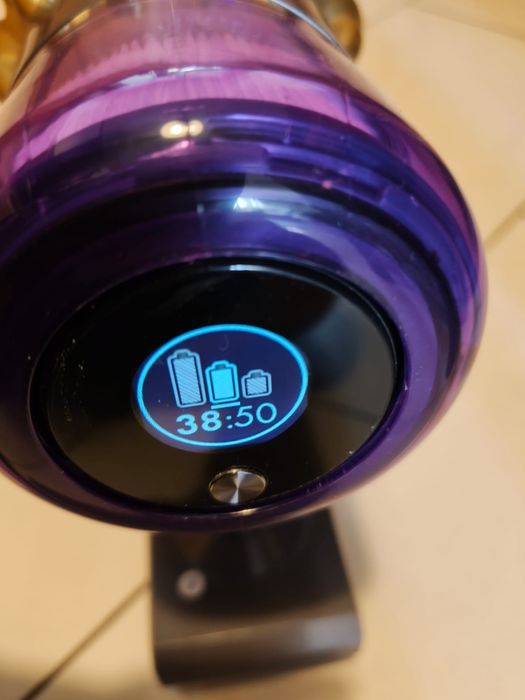 Dyson v11 absolute