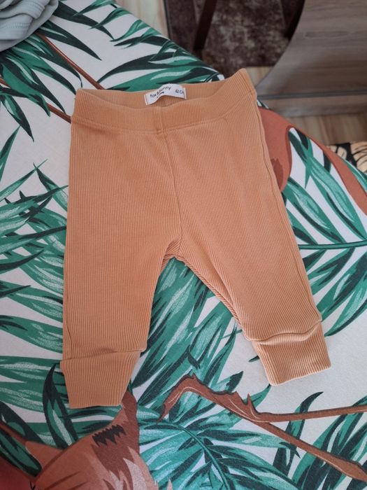 Leginsy dla chłopca