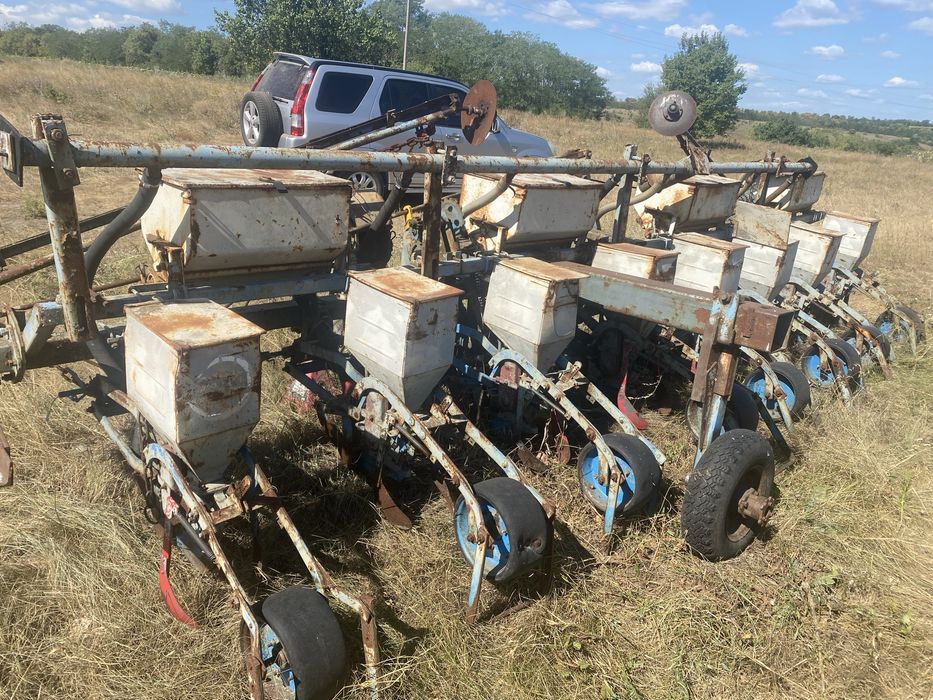 Сівалка СУПН 8 з транспортним пристроєм