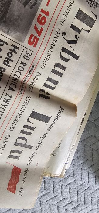 Zestaw starych gazet z lat 1975 trybuna robotnicza, wieczór itp.