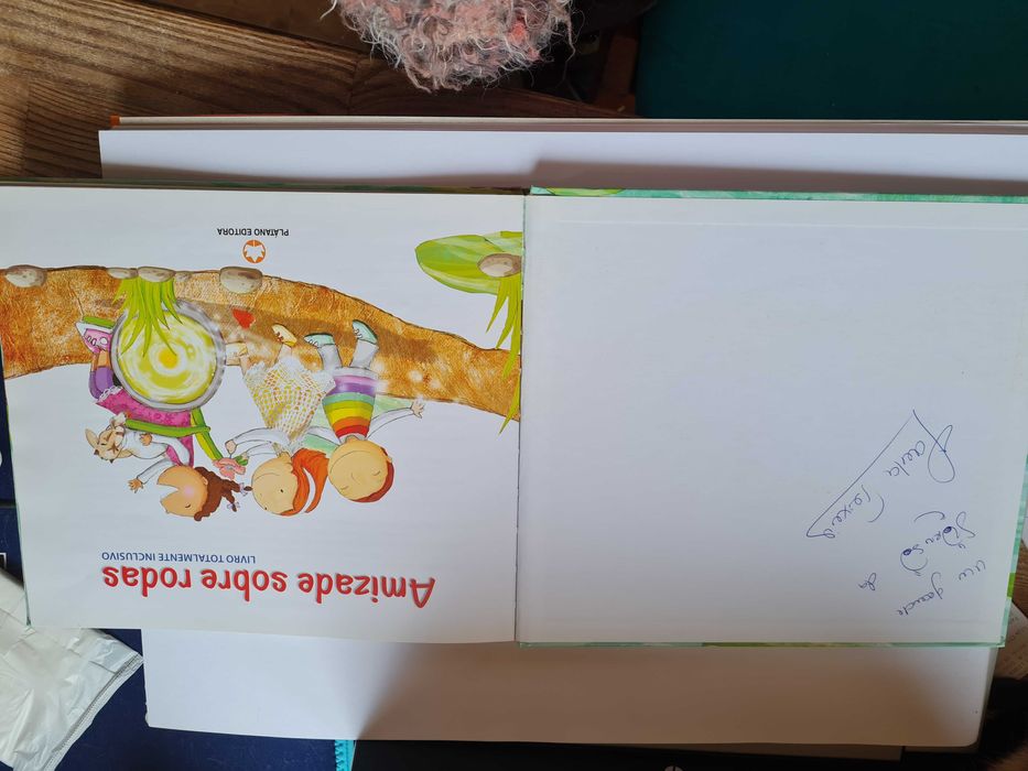 Livro Amizade sobre rodas