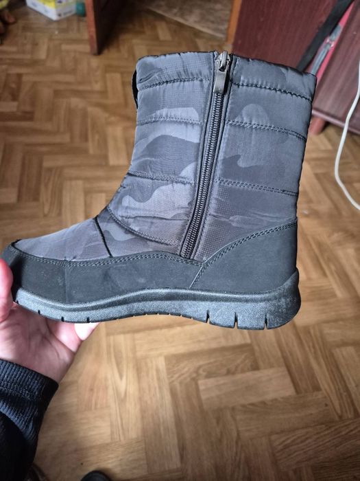 Чоботи дутики жіночі теплі