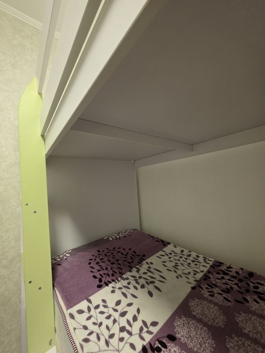 Двоповерхове ліжко