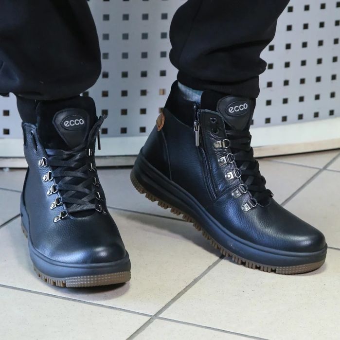 Кожаные зимние ботинки на змейке Ecco