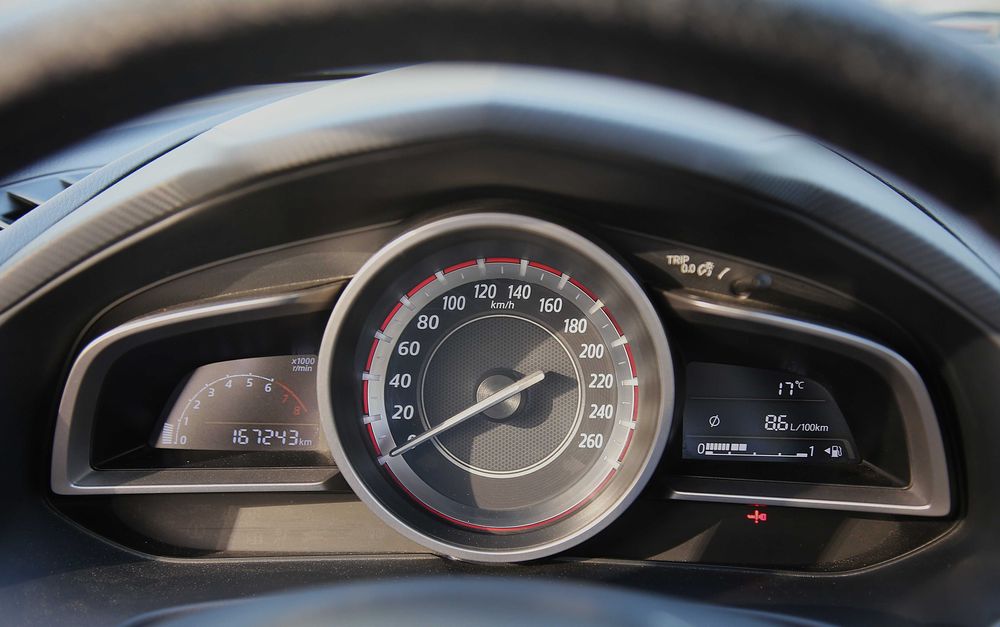 продам автомобіль Mazda 3
