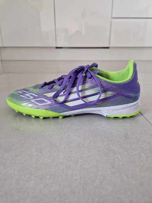 Turfy adidas F50 League 38
