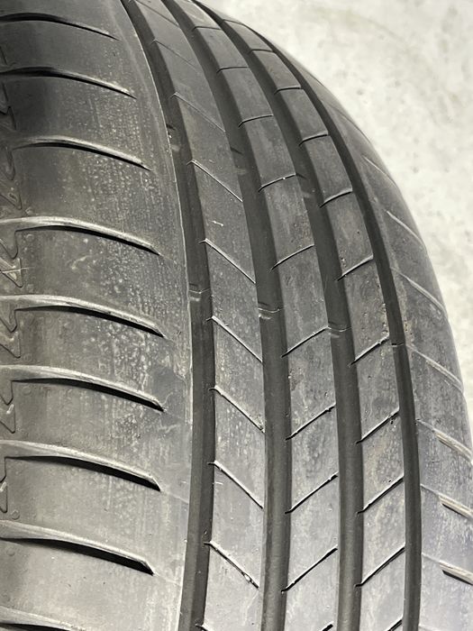 Pneus 225-55r17 Bridgestone como novos
