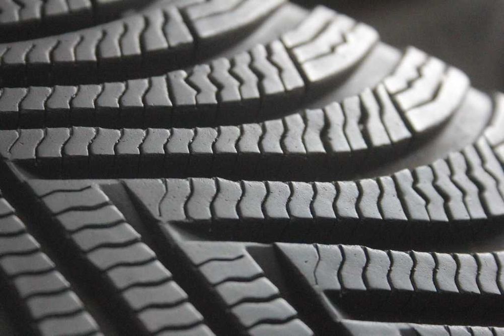 225/55/17 Michelin Alpin 5 225/55 R17 97H MO M0 * BMW