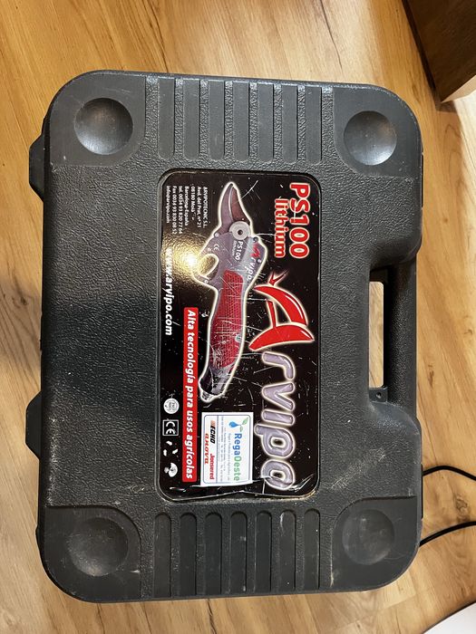 Arvipo duas Tesouras de poda eletrica