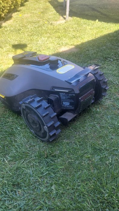 Robot koszący Yuka Mini 700