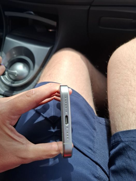 iPhone 15 Pro 128gb titanio