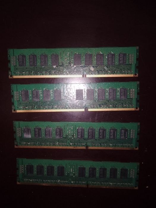 Серверна оперативна пам'ять  Samsung  (2GBx4)
