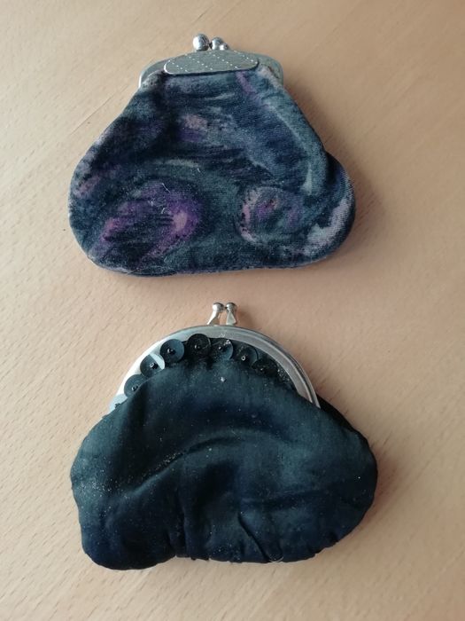 Porta moedas de senhora antigos.