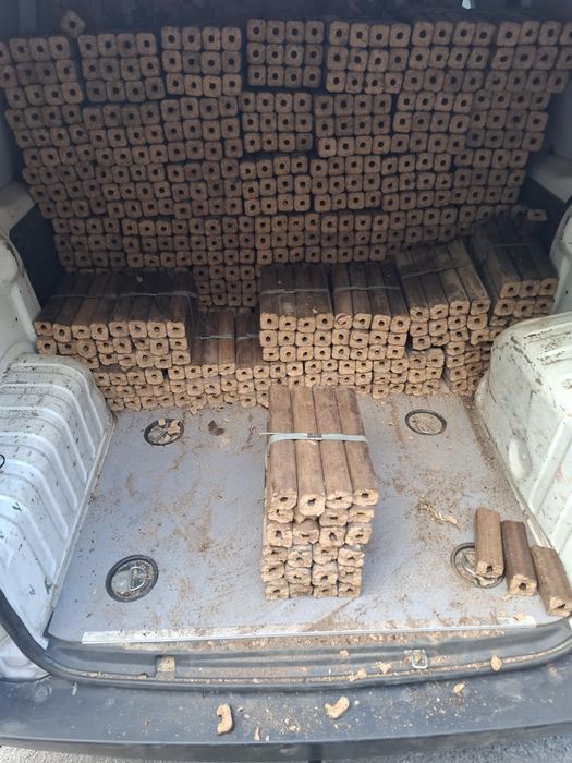 Грузові перевезення.