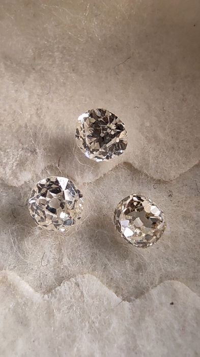 3 diamantes lapidados