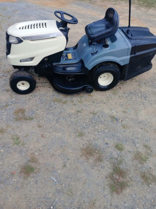 Trator corta relva MTD como novo