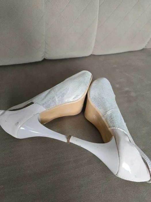 Szpilki peep toe 39