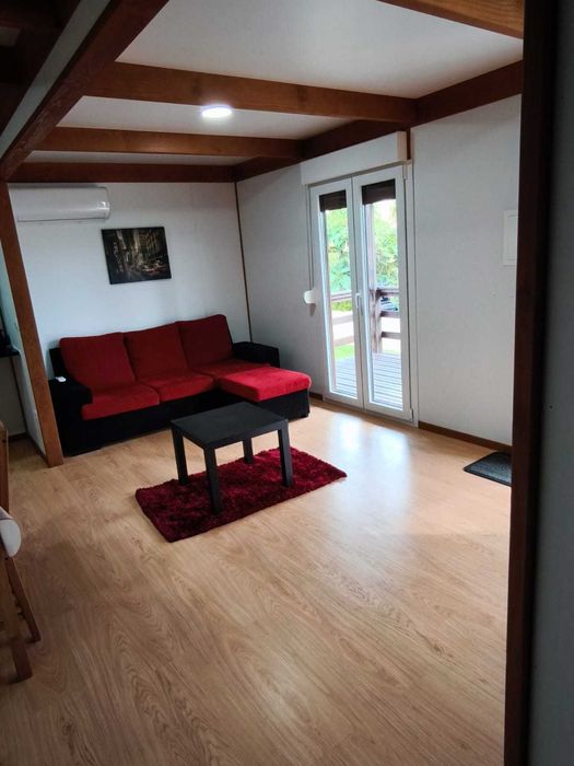 Vendo casa de Madeira