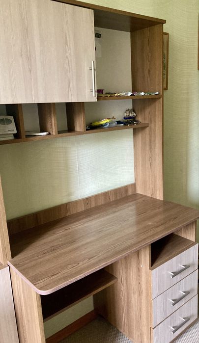 Стіл письмовий бу