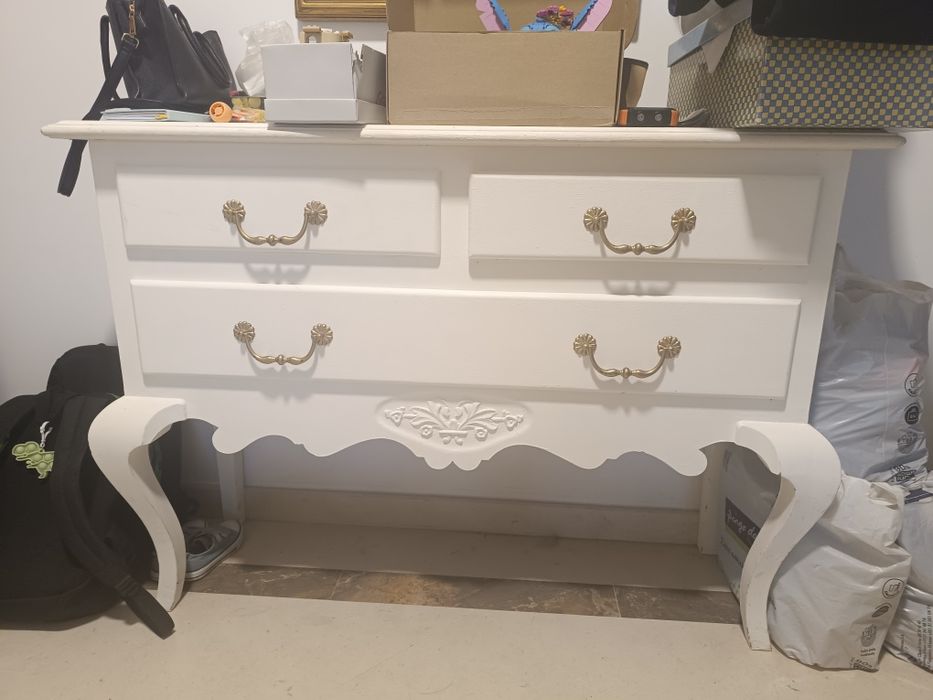 Cómoda antiga restaurada