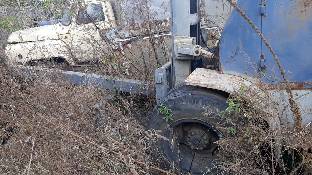 Продам погрузчик львовский 5 тонн
