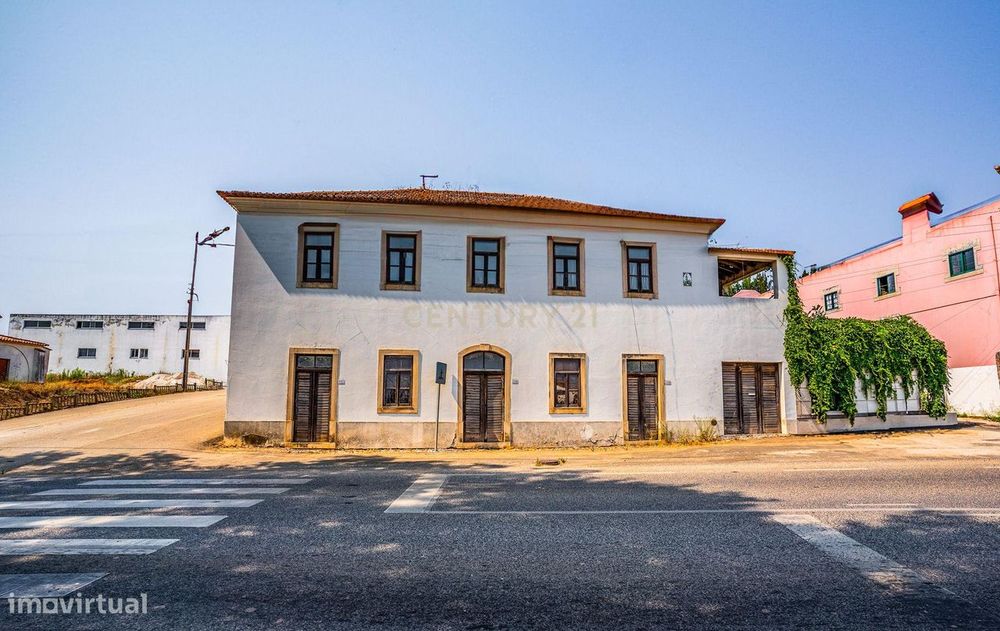 Prédio no coração do Sanguinhal, Bombarral