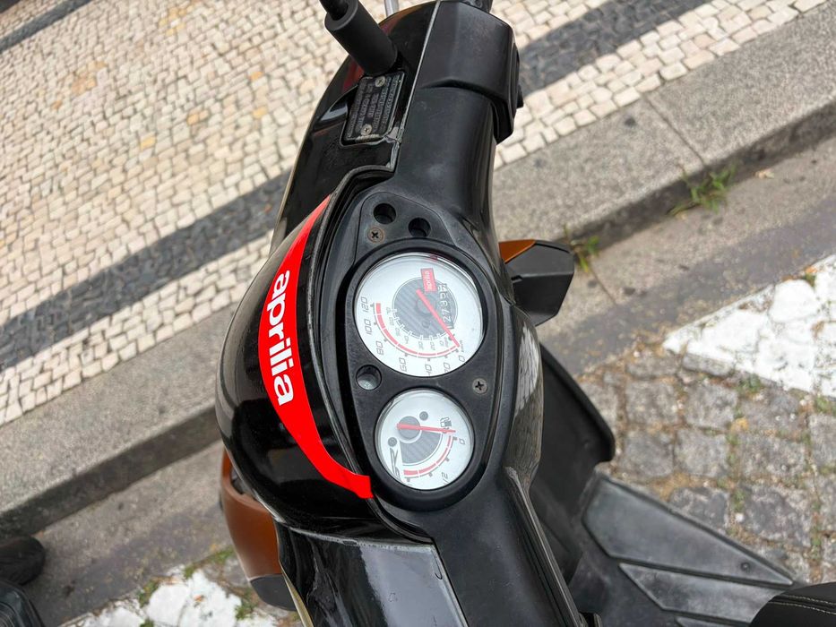 Mota Scooter Aprilia 125cv