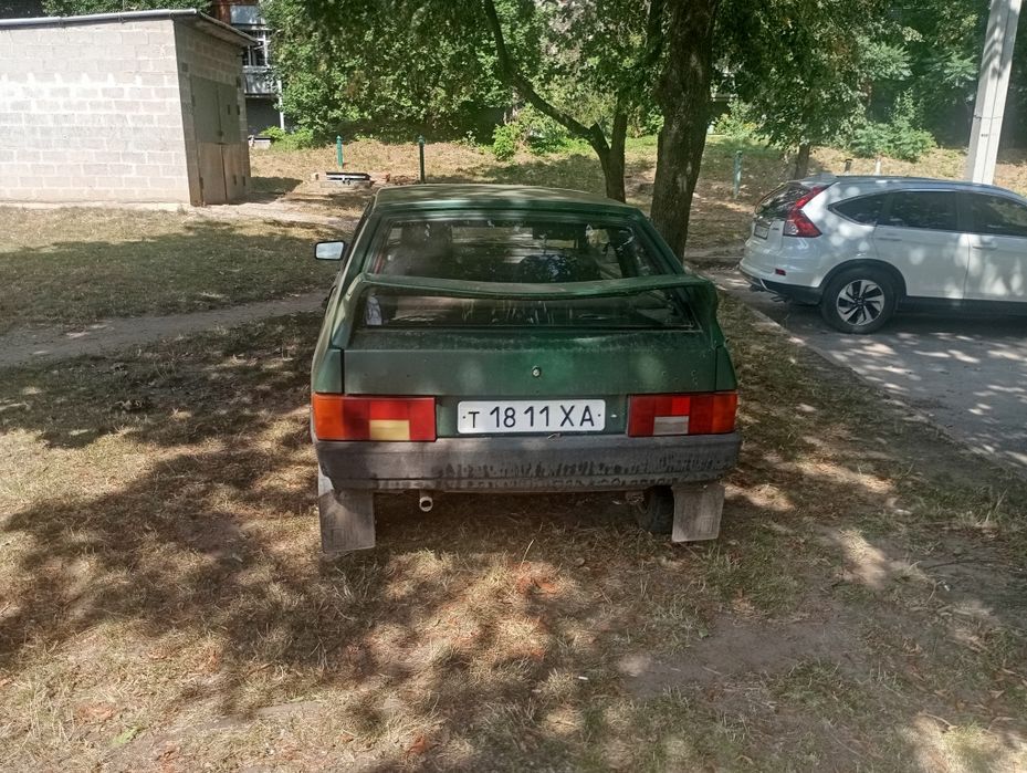 автомобиль ваз 2108