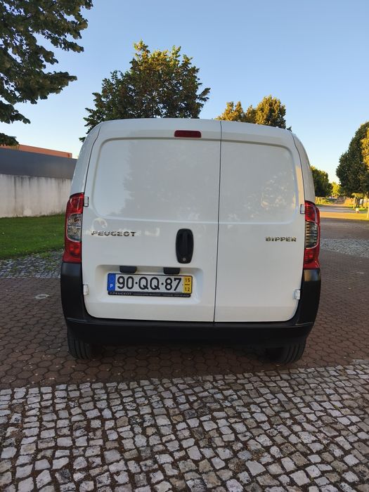 Peugeot Bipper 1.3 gasóleo com 194 mil kms (Possibilidade de financiamento)