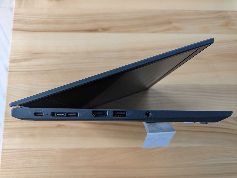 Lenovo Thinkpad T14s 14" Intel Core i7-1051G7 16 GB / 512 GB 4k Win11 Pro