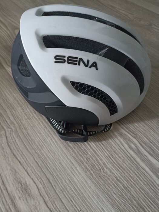 Велосипедний шолом