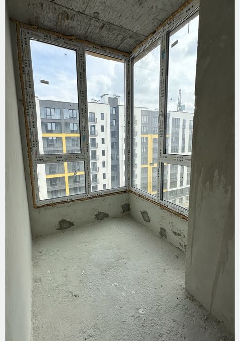 Здана 2кім ЖК Каскад Ярко 1 черга  вул Симоненка мр-н Каскад