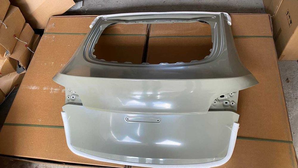 Крышка багажника (Ляда) Tesla Model Y 1493410-EC-A