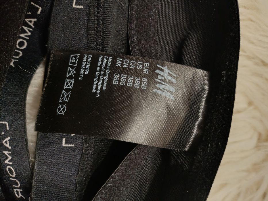 Czarny sportowy biustonosz usztywniany L'amour 85B h&m