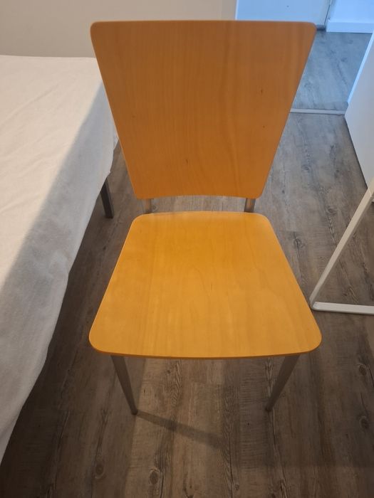Cadeira de Jantar / Escritório em Contraplacado e Metal