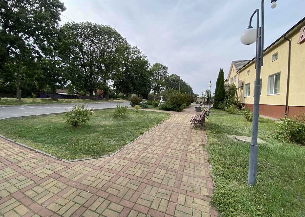 Оренда приміщення вільного призначення в Зарванцях