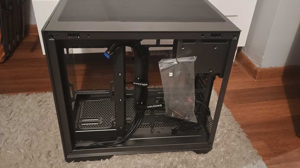 Obudowa Modecom Volcano Panorama Czarna