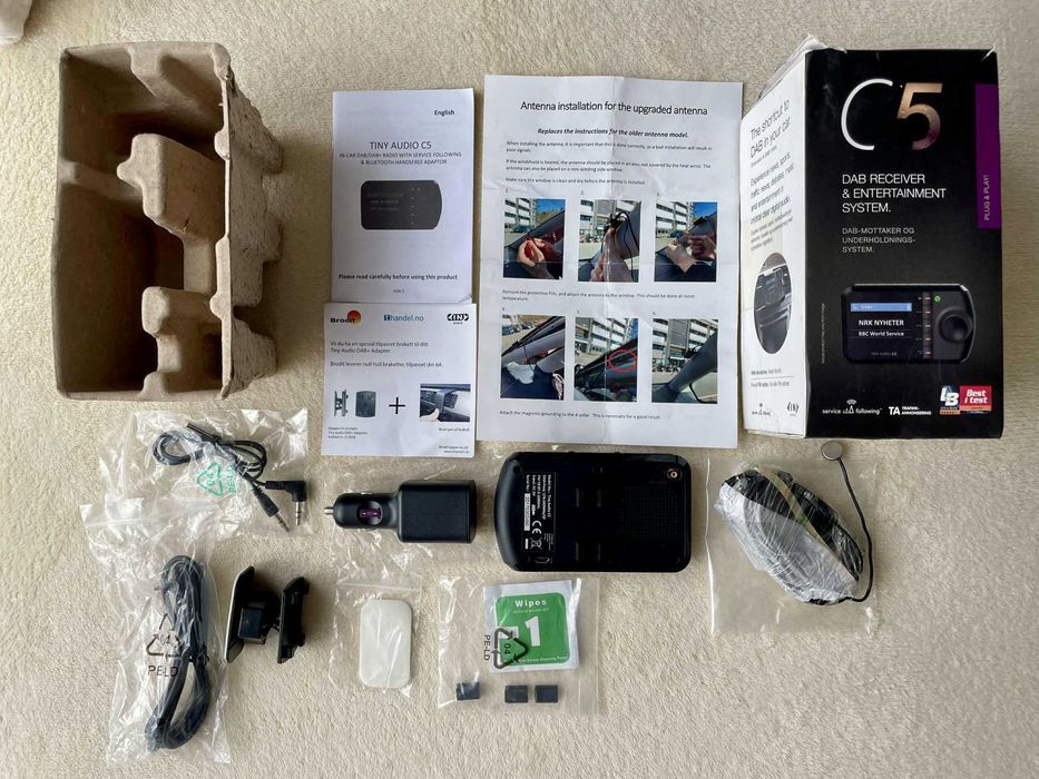 Tiny Audio C5 DAB+FM Transmiter Bluetooth AUX Zestaw głośnomówiący