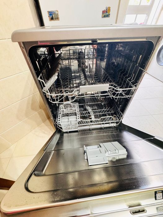 Máquina de lavar Loiça INDESIT
