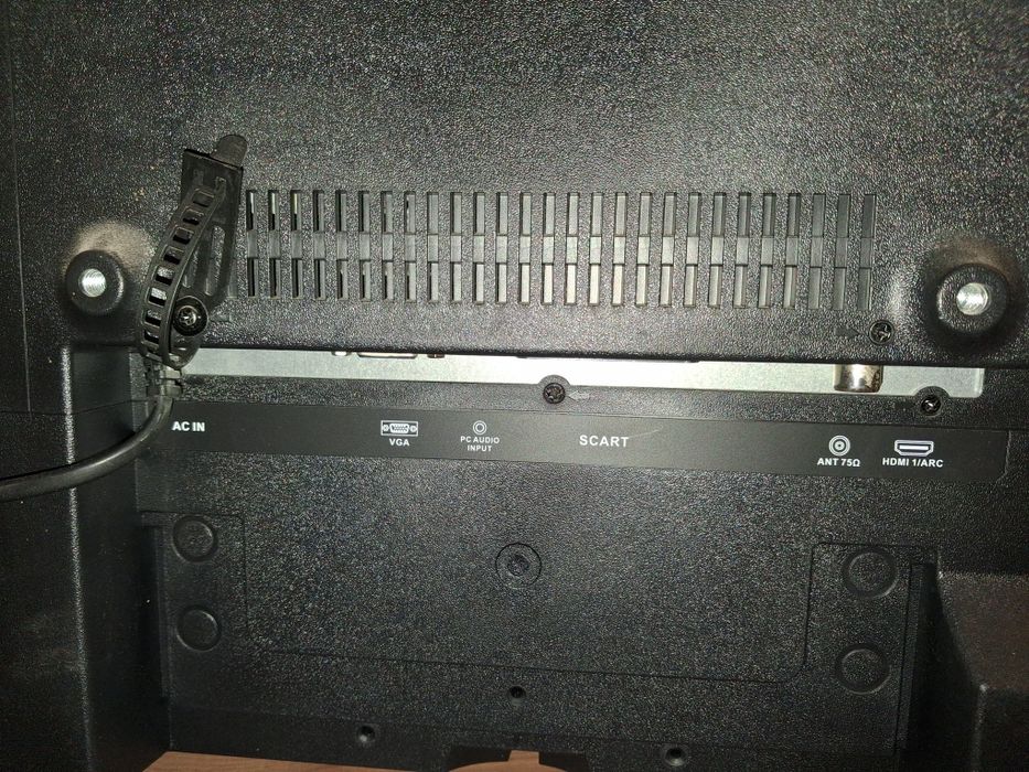 Telewizo Manta 40"