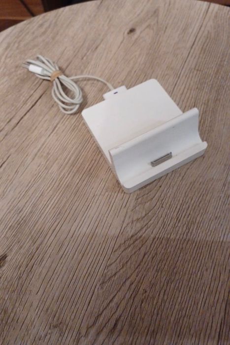 Oryginalna stacja dokująca Apple A1381 do iPada 2/3