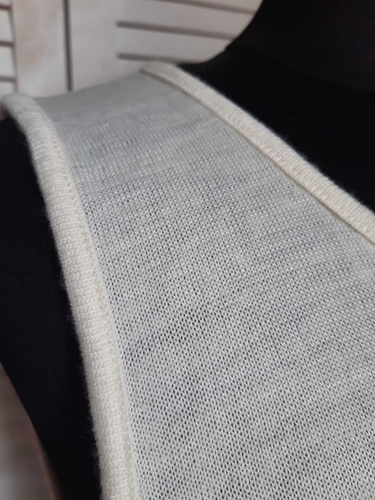 Базовая  майка смесь акрила и мериносовой шерсти james lakeland италия