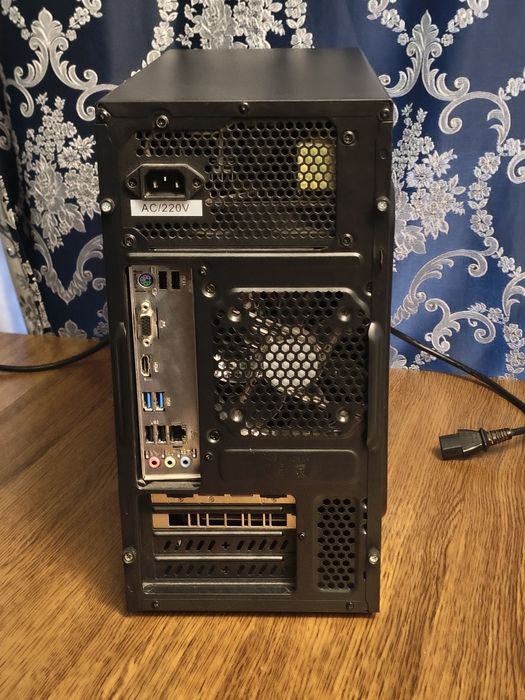 Продаю компютер,пк Gtx 1660 super intel i5 8400 ddr4 16 gb