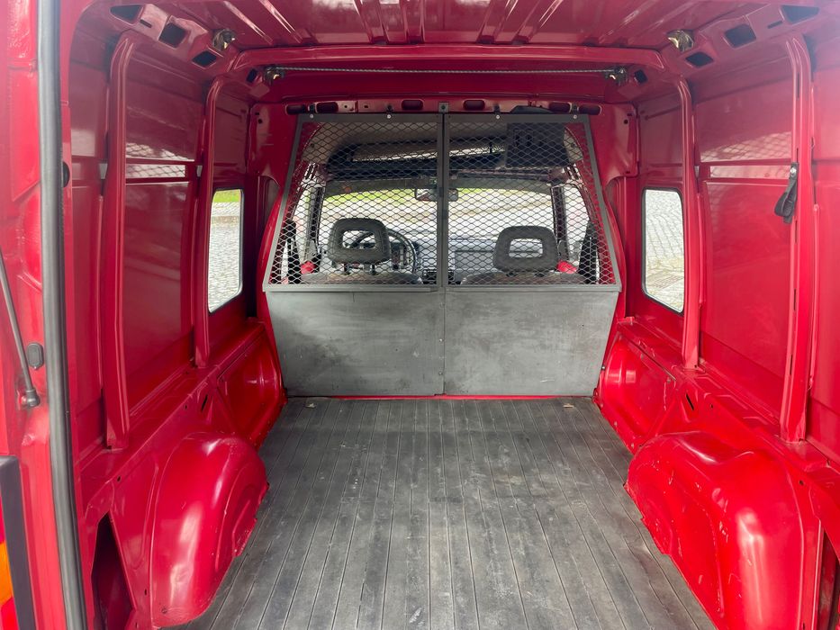 Renault Express 1.6 D em muito bom estado