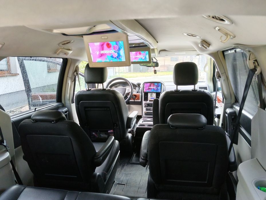 Grand Voyager 2009 2.8 crd