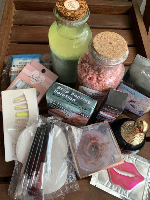 Conjunto de produtos de higiene e beleza