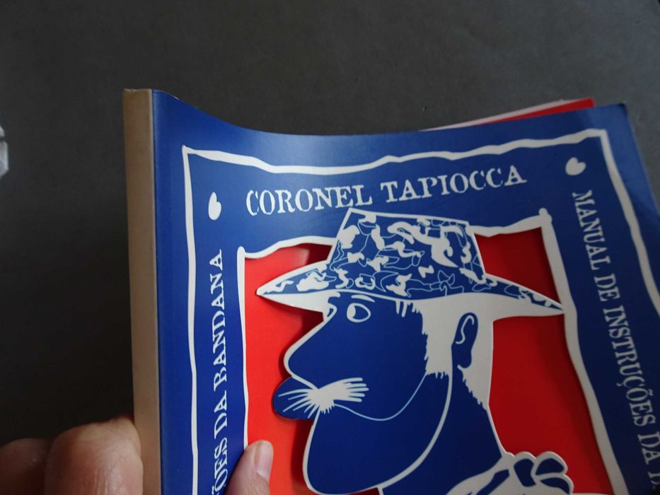 Livro Coronel Tapioca - Manual de Instruções da Bandana